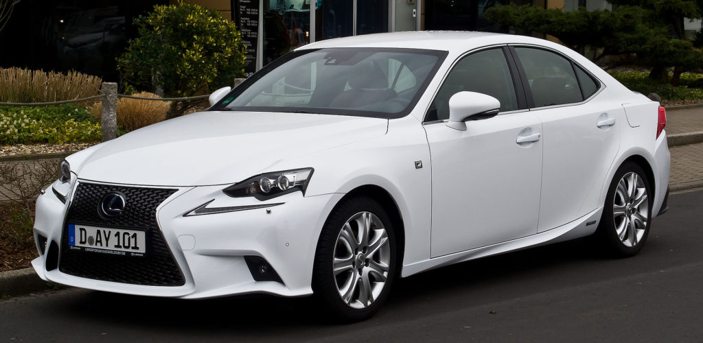 Lexus is series